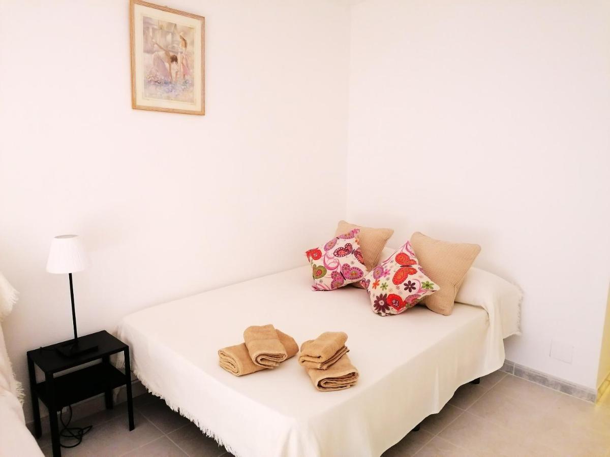 Comfortable Studio With Sea View In Benalmadena 30 M² Pool Buitenkant foto